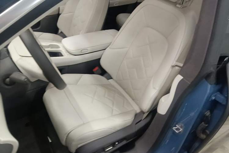 Used Nio ET7 2022 100kWh First Edition Left Front Seat