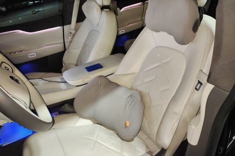 Used Nio ET7 2022 100kWh First Edition Left Front Seat