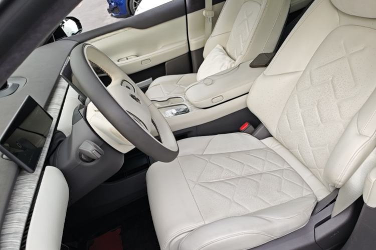 Used Nio ET7 2022 100kWh First Edition Left Front Seat