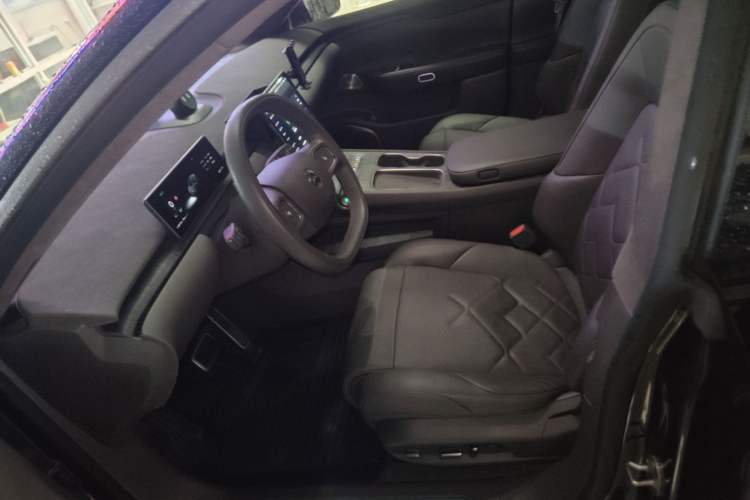 Used Nio ET7 2022 100kWh First Edition Left Front Seat