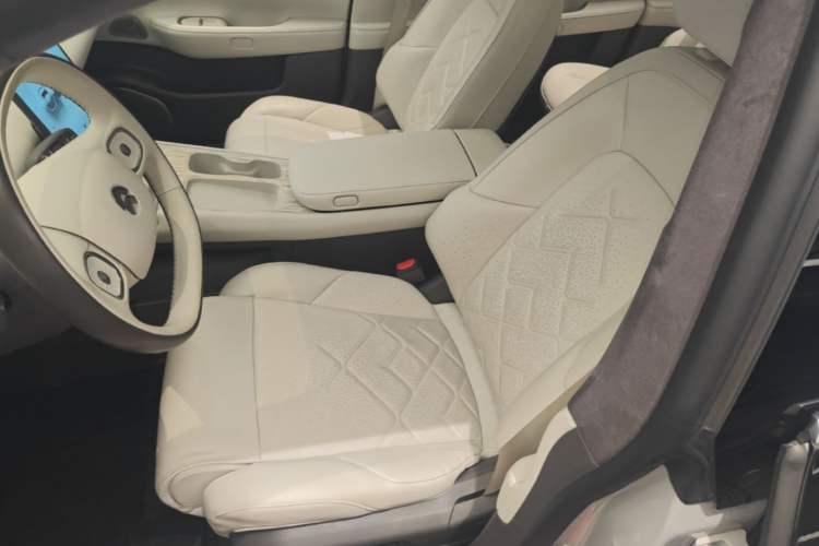 Used Nio ET7 2022 100kWh First Edition Left Front Seat