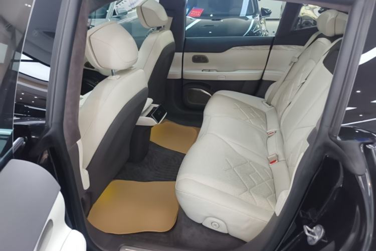 Used Nio ET7 2022 100kWh First Edition Left Rear Seat
