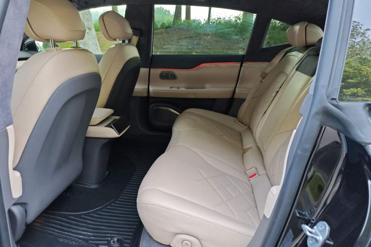 Used Nio ET7 2022 100kWh First Edition Left Rear Seat