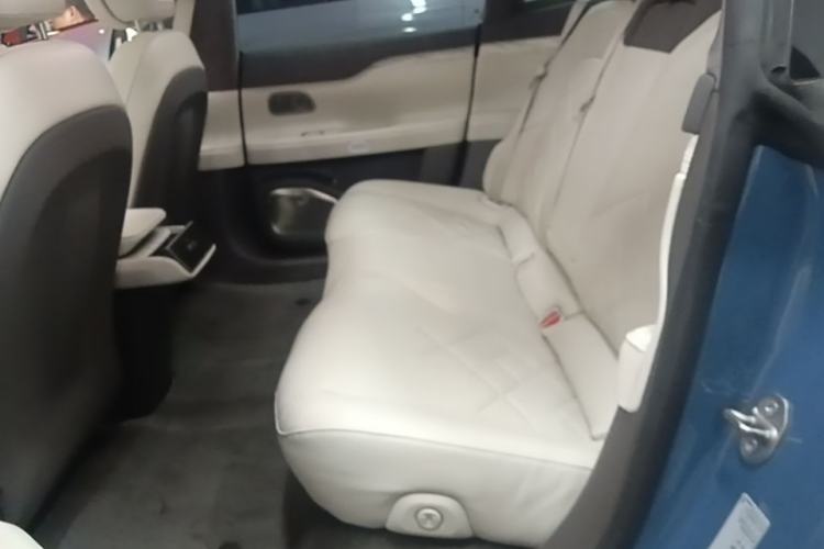 Used Nio ET7 2022 100kWh First Edition Left Rear Seat