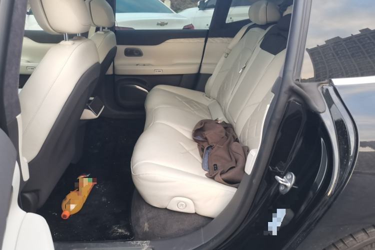 Used Nio ET7 2022 100kWh First Edition Left Rear Seat