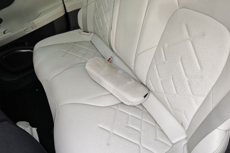 Used Nio ET7 2022 100kWh First Edition Left Rear Seat