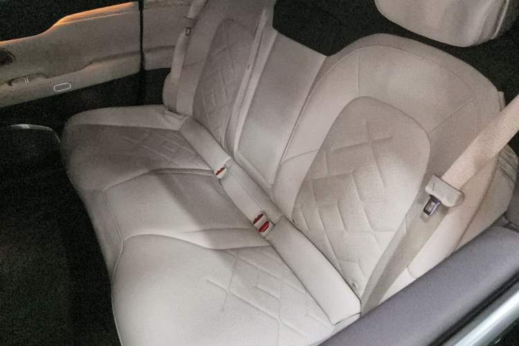 Used Nio ET7 2022 100kWh First Edition Left Rear Seat