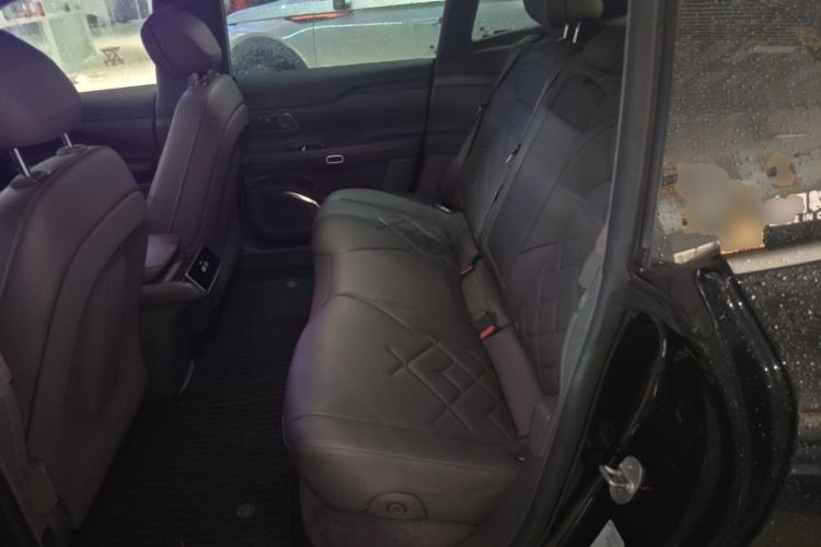 Used Nio ET7 2022 100kWh First Edition Left Rear Seat