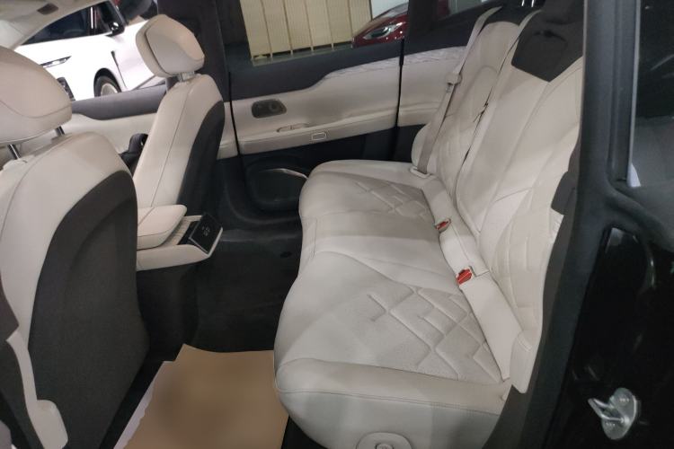Used Nio ET7 2022 100kWh First Edition Left Rear Seat