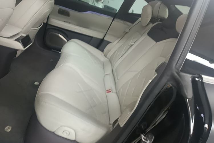 Used Nio ET7 2022 100kWh First Edition Left Rear Seat