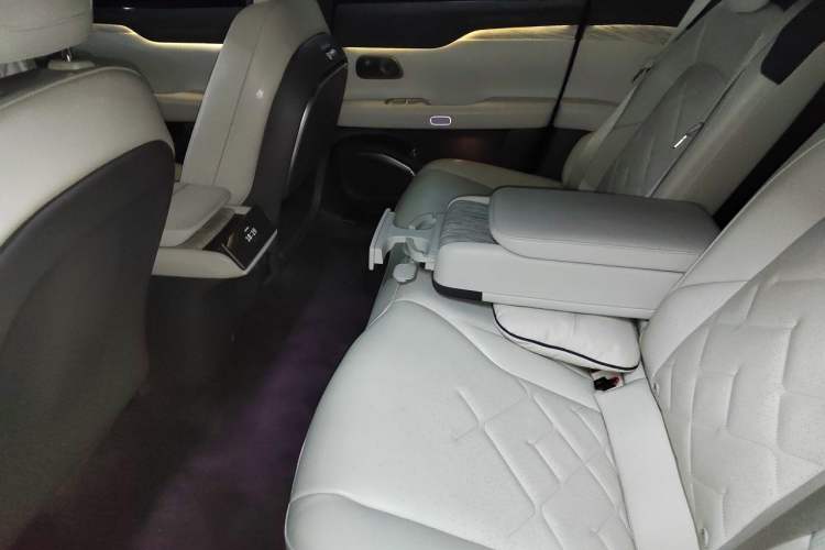 Used Nio ET7 2022 100kWh First Edition Left Rear Seat