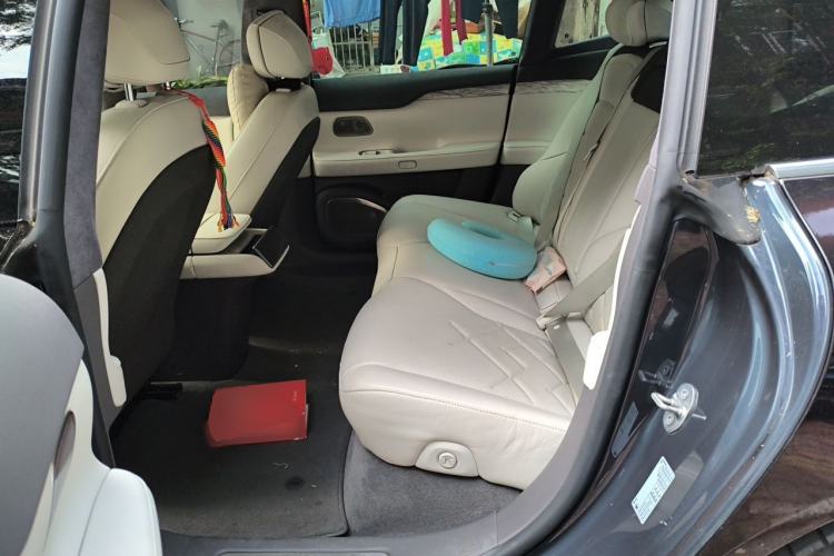Used Nio ET7 2022 100kWh First Edition Left Rear Seat