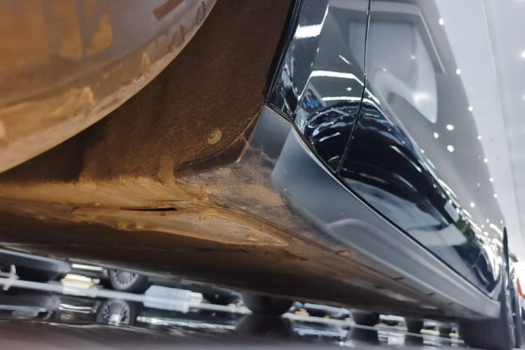 Used Nio ET7 2022 100kWh First Edition Left Side Sill