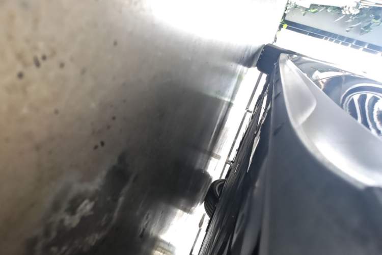 Used Nio ET7 2022 100kWh First Edition Left Side Sill