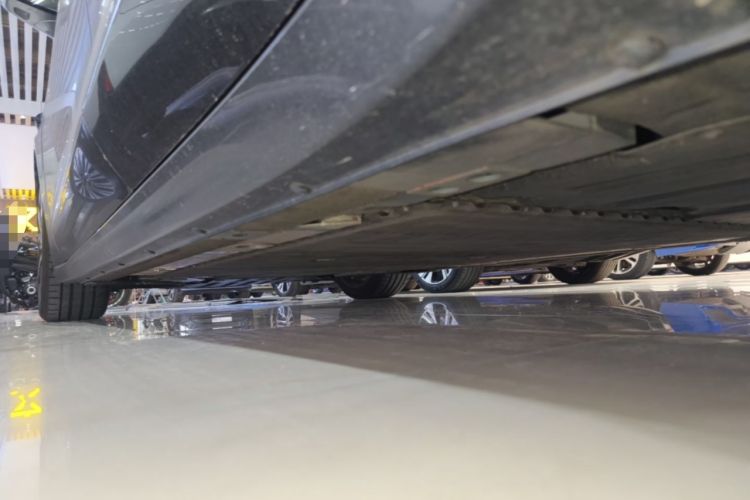 Used Nio ET7 2022 100kWh First Edition Left Side Sill