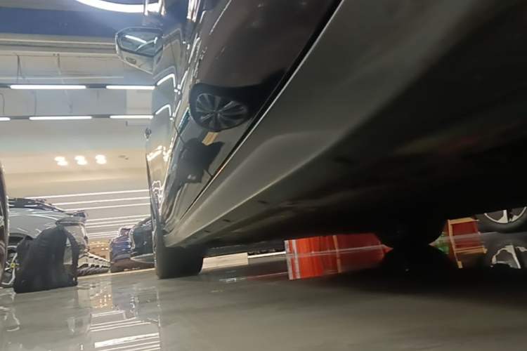 Used Nio ET7 2022 100kWh First Edition Left Side Sill