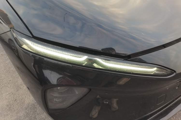 Used Nio ET7 2022 100kWh First Edition Right Front Headlight