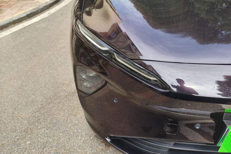 Used Nio ET7 2022 100kWh First Edition Right Front Headlight