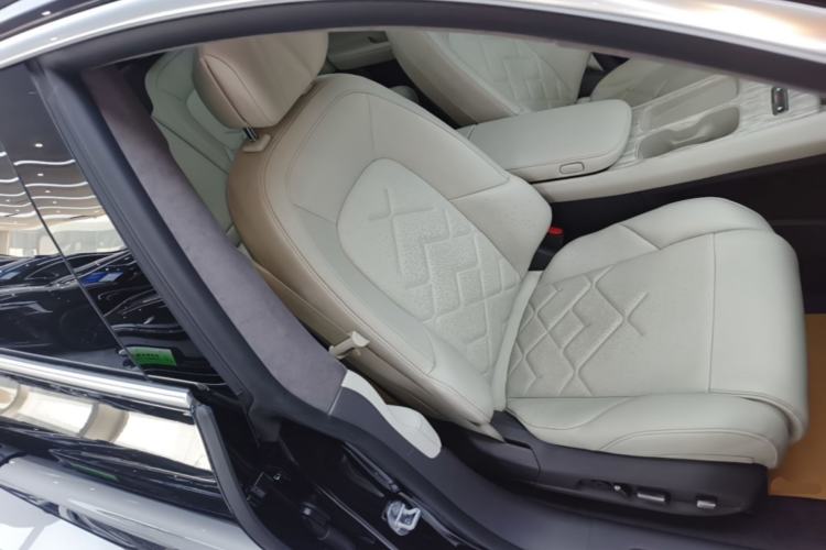 Used Nio ET7 2022 100kWh First Edition Right Front Seat