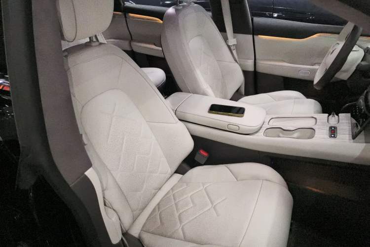 Used Nio ET7 2022 100kWh First Edition Right Front Seat