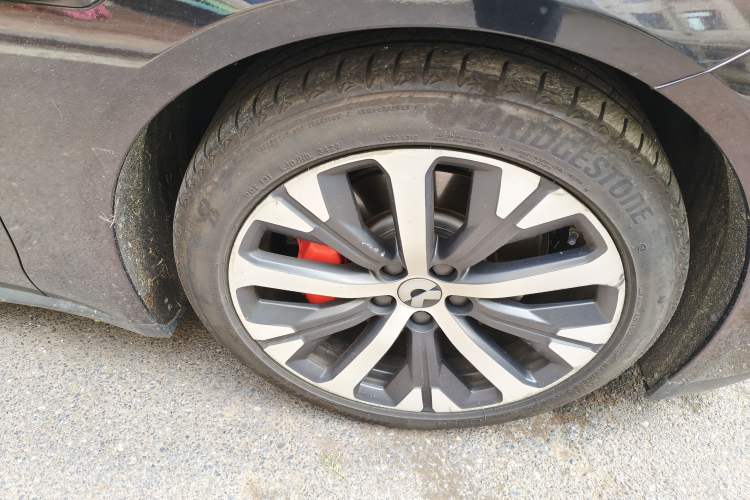 Used Nio ET7 2022 100kWh First Edition Right Front Wheel Hub