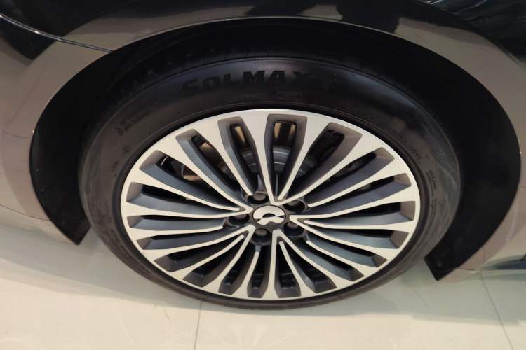 Used Nio ET7 2022 100kWh First Edition Right Rear Wheel Hub