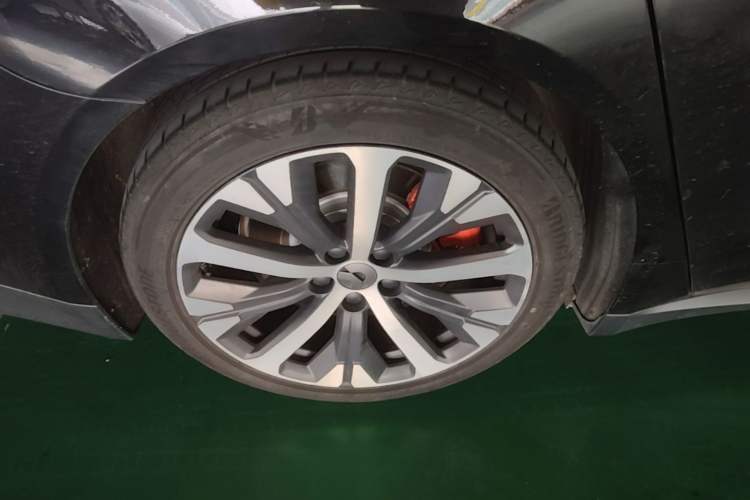 Used Nio ET7 2022 100kWh First Edition Right Rear Wheel Hub