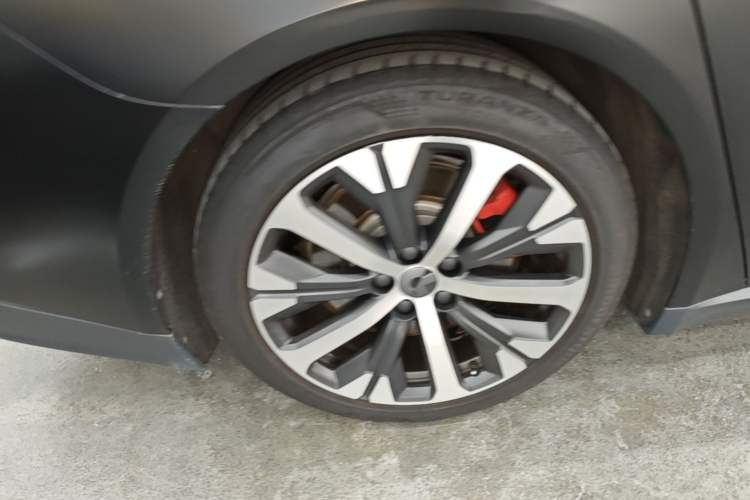 Used Nio ET7 2022 100kWh First Edition Right Rear Wheel Hub