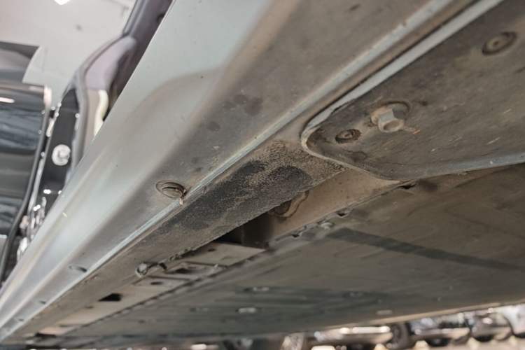 Used Nio ET7 2022 100kWh First Edition Right Side Sill