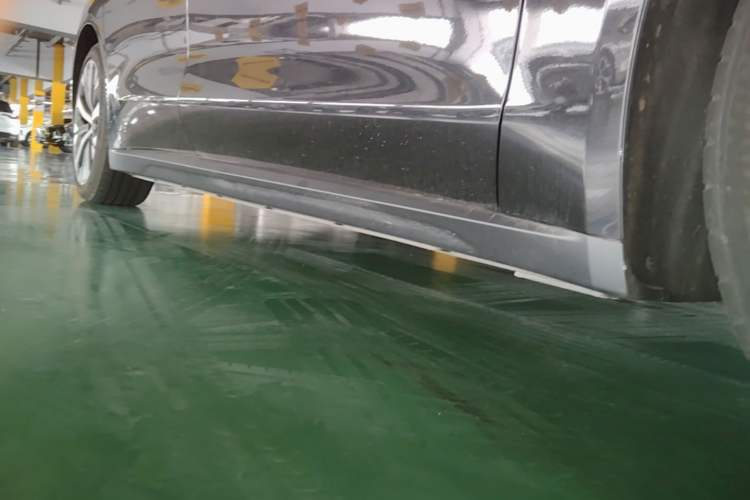 Used Nio ET7 2022 100kWh First Edition Right Side Sill