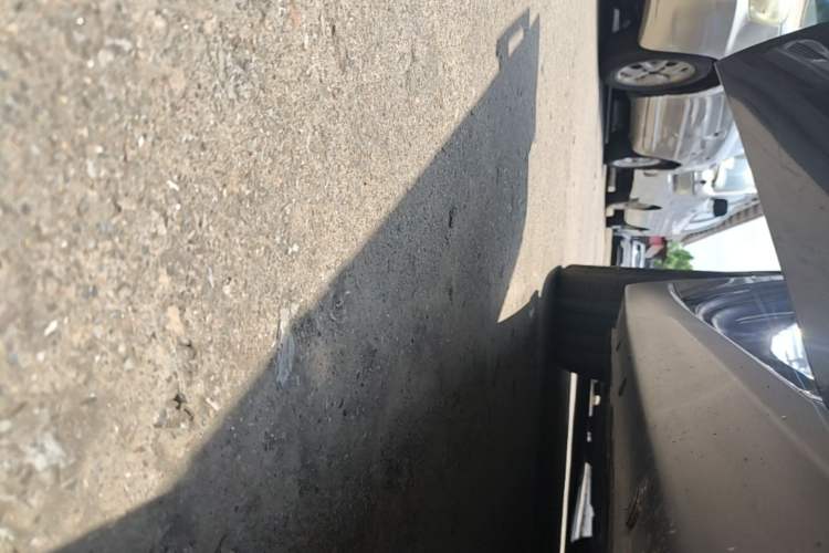 Used Nio ET7 2022 100kWh First Edition Right Side Sill