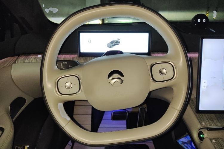 Used Nio ET7 2022 100kWh First Edition Steering Wheel