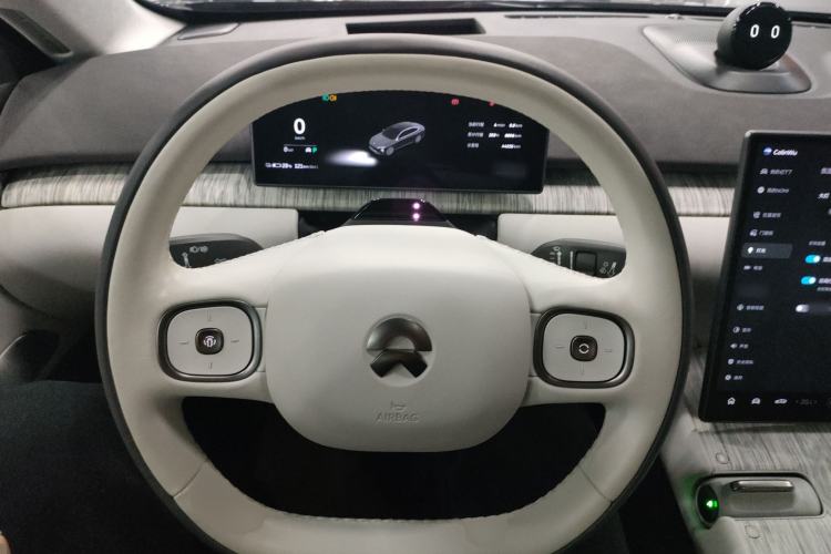 Used Nio ET7 2022 100kWh First Edition Steering Wheel