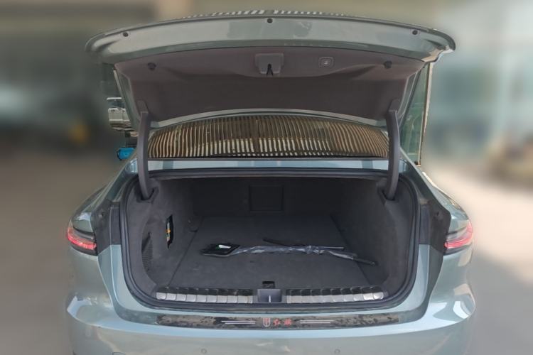Used Nio ET7 2022 100kWh First Edition Trunk
