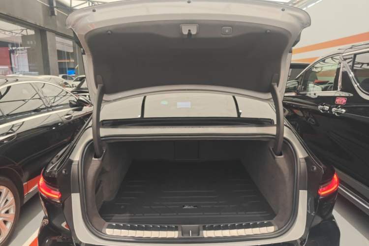 Used Nio ET7 2022 100kWh First Edition Trunk