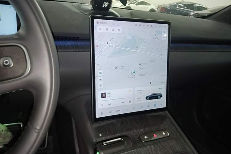 Used Nio ET7 2022 75 kWh Audio And AC Panel