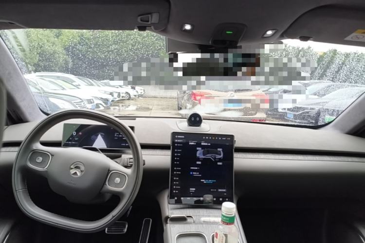 Used Nio ET7 2022 100kWh First Edition Center Console