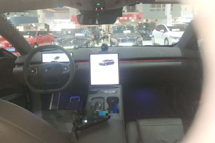 Used Nio ET7 2022 100kWh First Edition Center Console