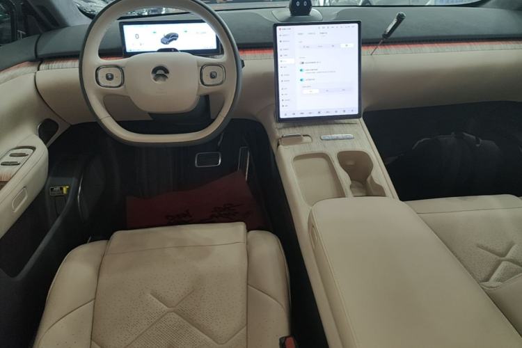 Used Nio ET7 2022 100 kWh Center Console
