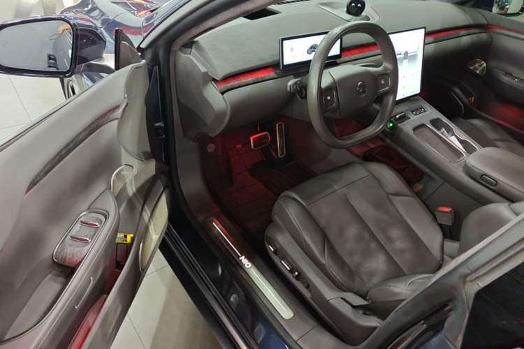 Used Nio ET7 2022 75 kWh Driver Seat