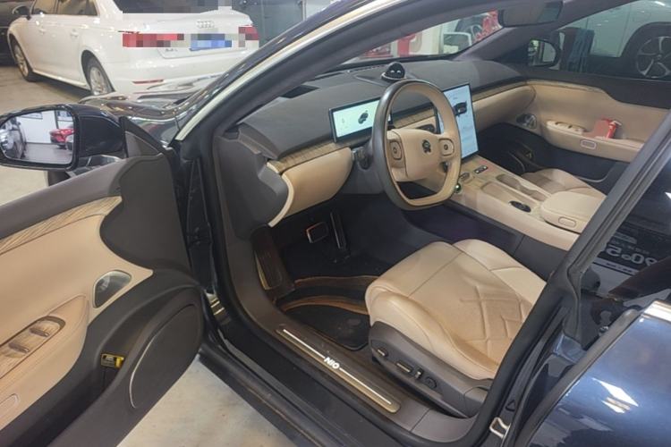 Used Nio ET7 2022 75 kWh Driver Seat