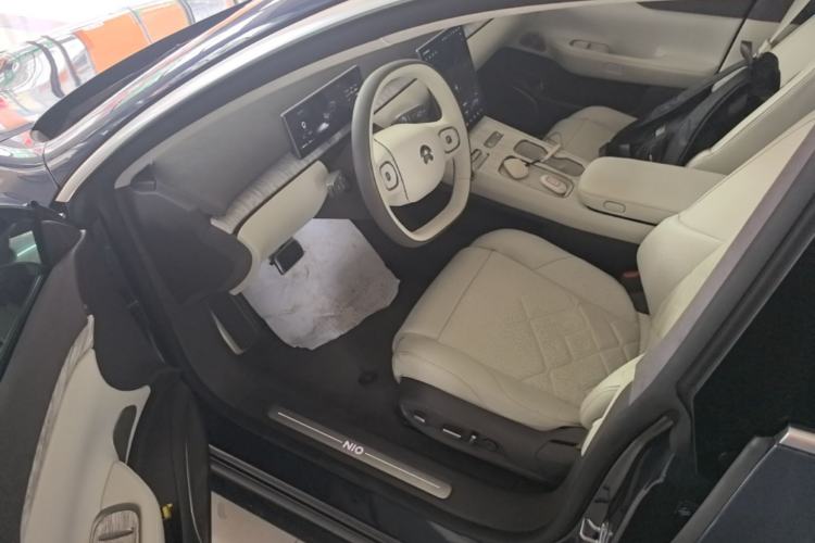 Used Nio ET7 2022 100 kWh Driver Seat