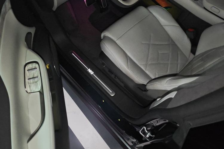 Used Nio ET7 2022 100 kWh Driver Seat