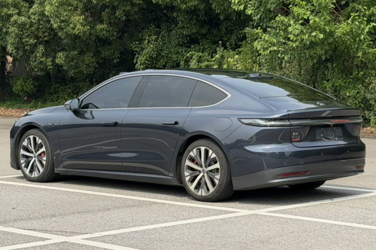 Used Nio ET7 2022 75 kWh Exterior 2