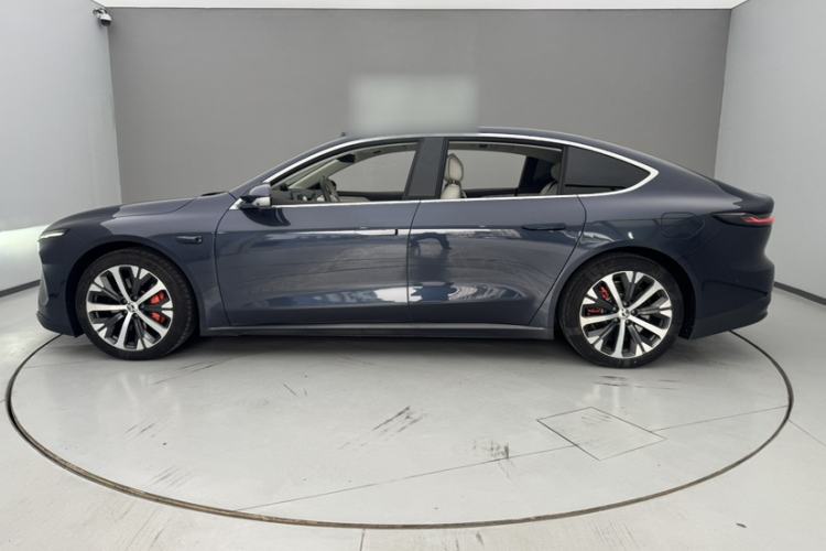 Used Nio ET7 2022 100 kWh Exterior 3