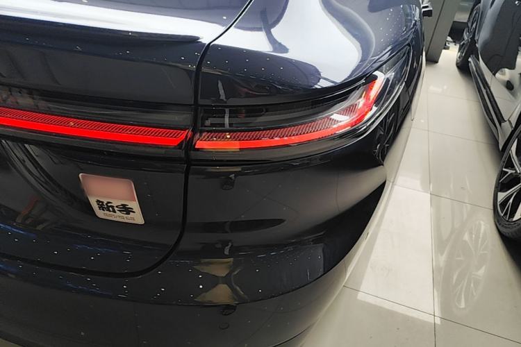 Used Nio ET7 2022 75 kWh Exterior 3