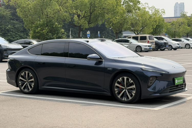 Used Nio ET7 2022 75 kWh Exterior 4