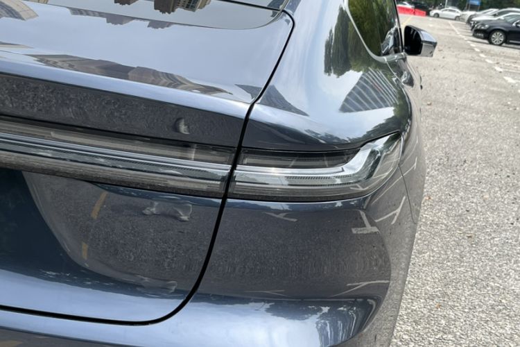 Used Nio ET7 2022 100 kWh Exterior 8