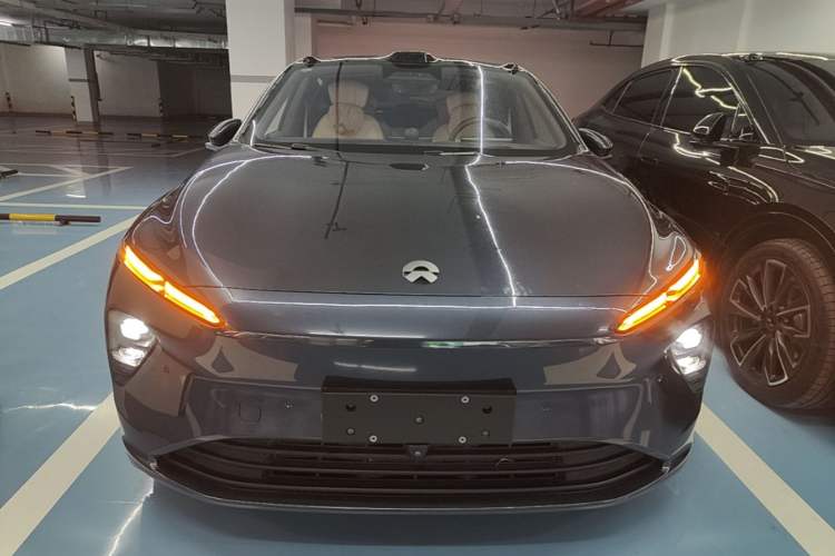 Used Nio ET7 2022 100 kWh Front
