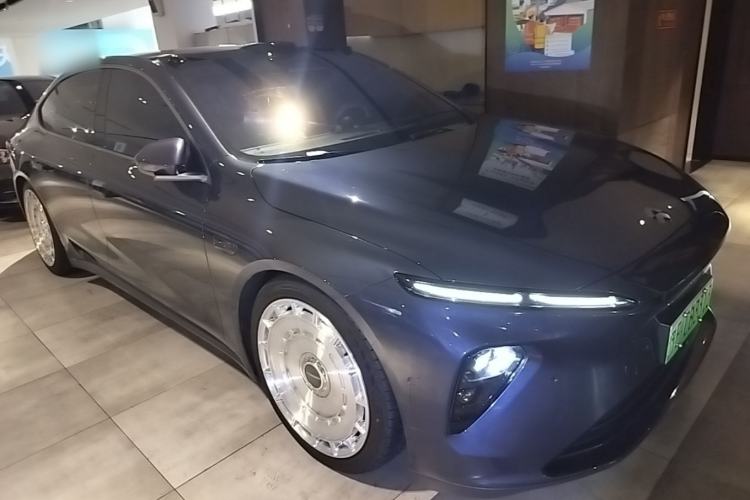Used Nio ET7 2022 100kWh First Edition Front Right 45 Deg